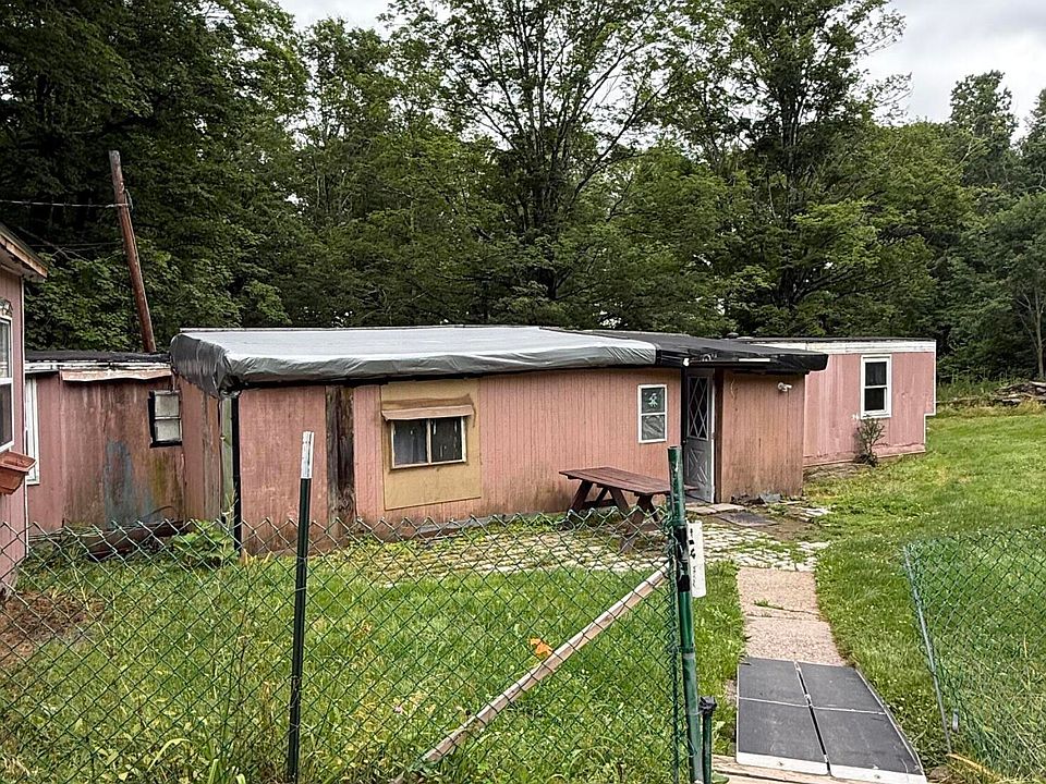 1st image of 820 Lake Henry Rd