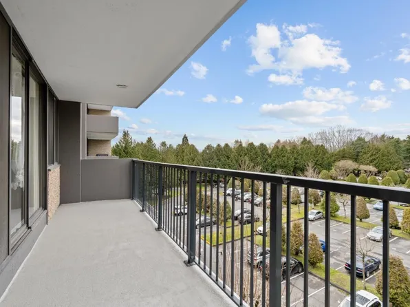 9320 Parksville Dr #510, Richmond, BC V7E 4W2