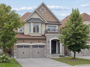 668 McGregor Farm Trl, Newmarket, ON L3X 0H3