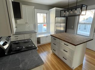 42 Essex Ave, Swampscott, MA 01907