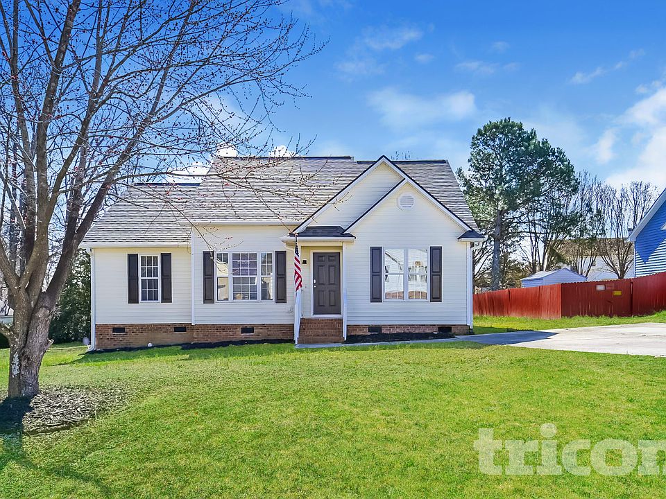 1st image of 112 Glengariff Ln
