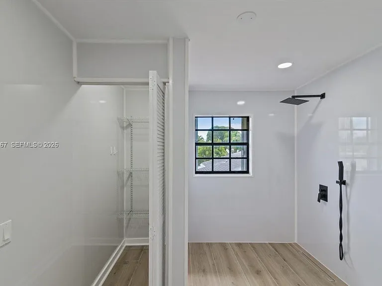 1409 NW 44th St #B — Photo 11