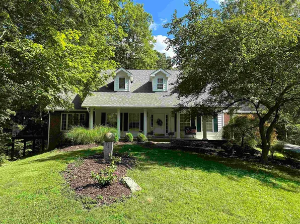 1101 Hill Top Trl, Nashville, IN 47448