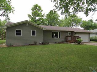 601 S Broadway Ave, Marion, SD 57043