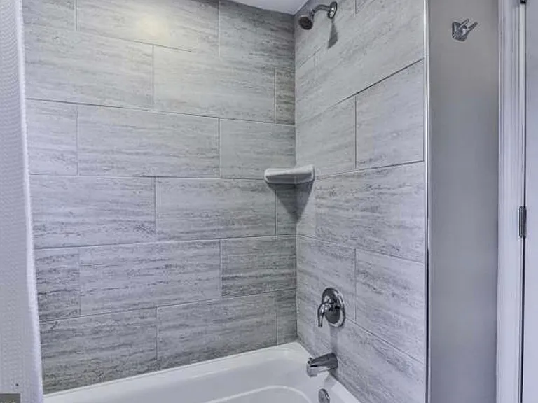 545 Locust Ave — Photo 6