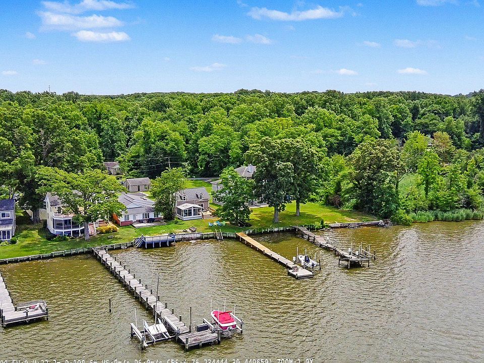 1st image of 2028 Park Beach Dr