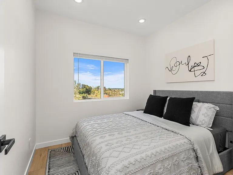 6409 Richard St — Photo 31