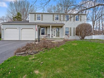 8211 Molson Way, Liverpool, NY, 13090