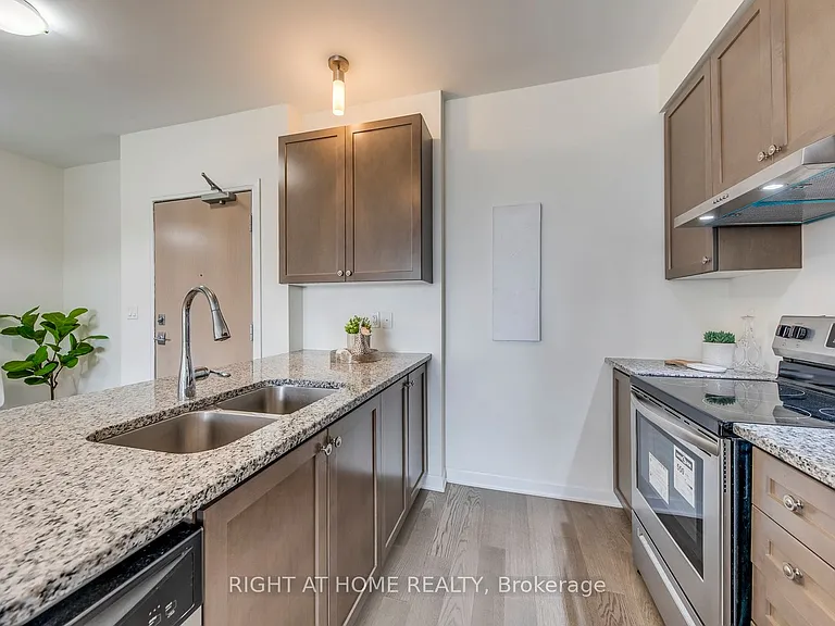 3028 Creekshore Cmn #215 — Photo 16