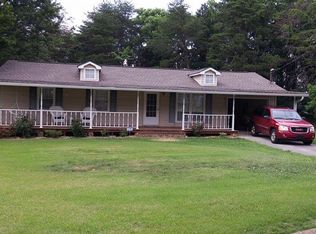 631 Sunset Ln, Seymour, TN 37865