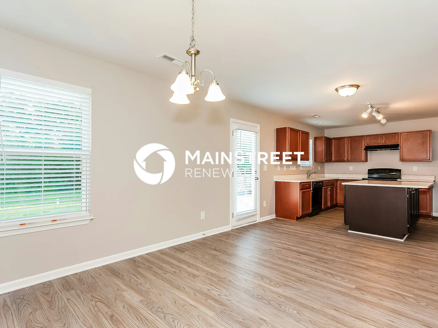2412 Hart Rd — Photo 3
