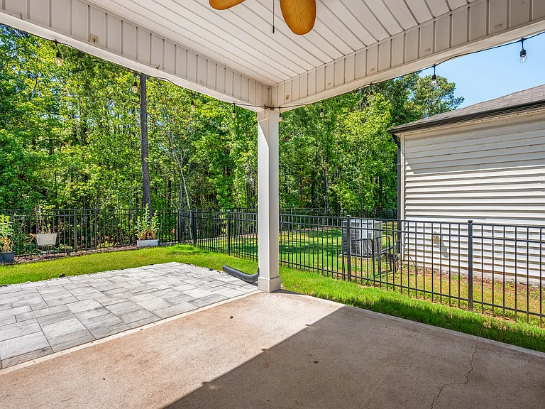 4008 Passenger Pl — Photo 19
