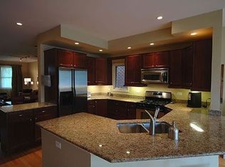 1211 W 33rd Pl, Chicago, IL 60608