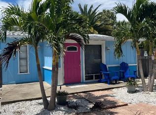 2402 1st St, Indian Rocks Beach, FL 33785