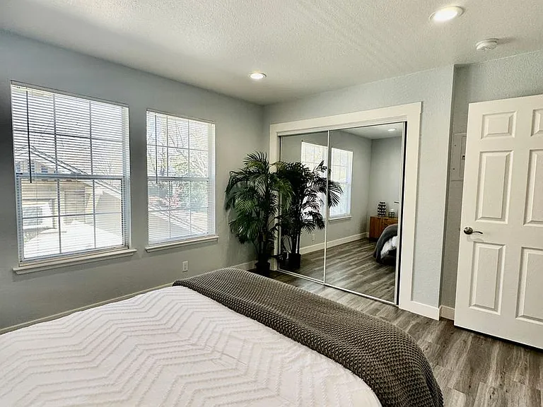 Aggie Properties - Residential — Photo 12