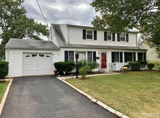 20 W Francis St, Iselin, NJ