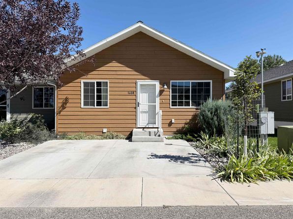 1608 Stella Ct