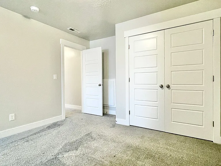 1572 N 3950 W — Photo 26