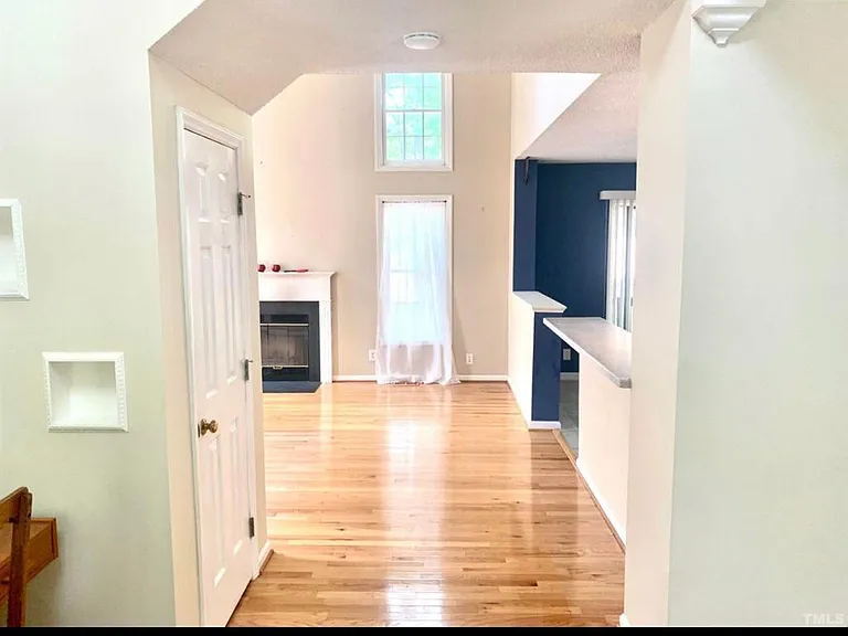 218 Snow Camp Dr — Photo 4