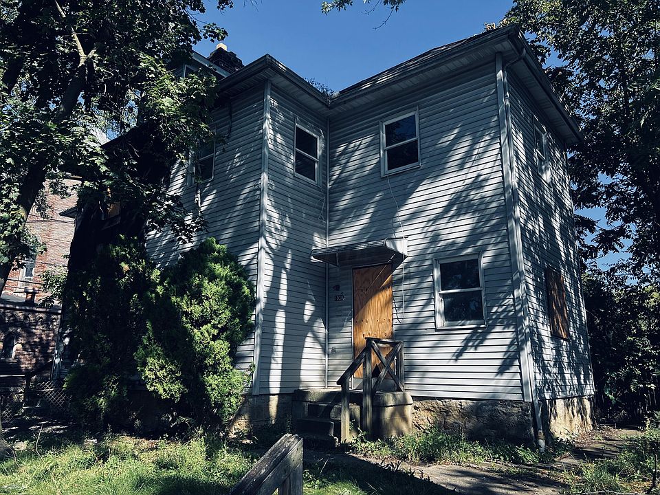 1st image of 1036 Newton St