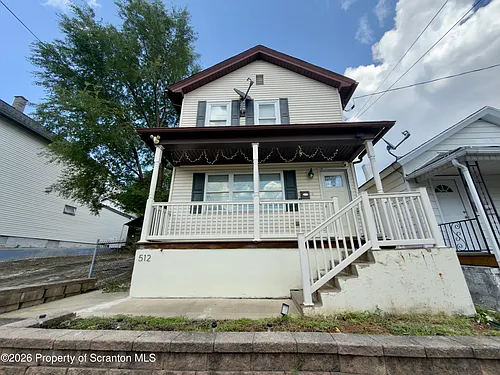 512 Emmett St Photo 1