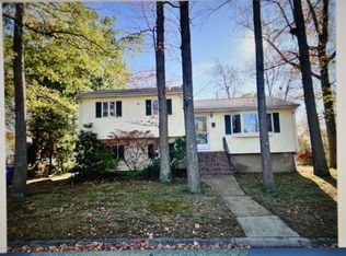 48 Lenison Ave, Belford, NJ 07718