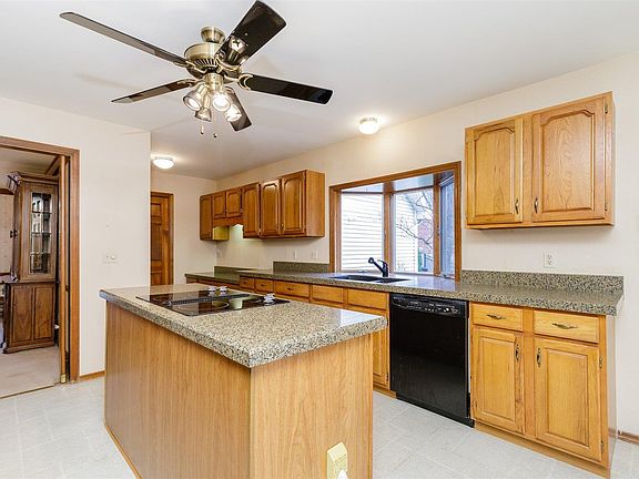 5th image of 5810 Cabot Cove Ct