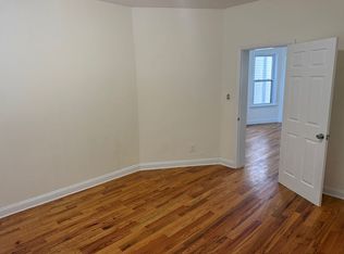 165 N Oraton Pkwy #1, East Orange, NJ 07017