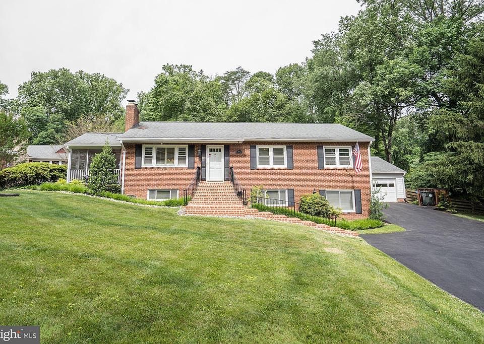 1st image of 3908 Millcreek Dr