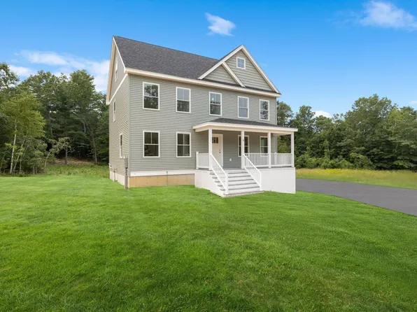 8 Ridge Terrace, North Berwick, ME 03906