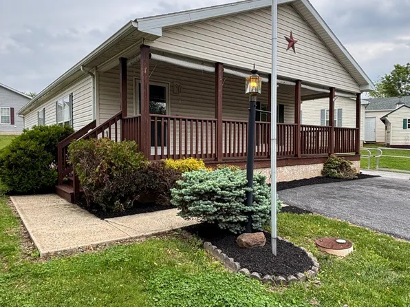 104 Boyer Rd, Royersford, PA 19468