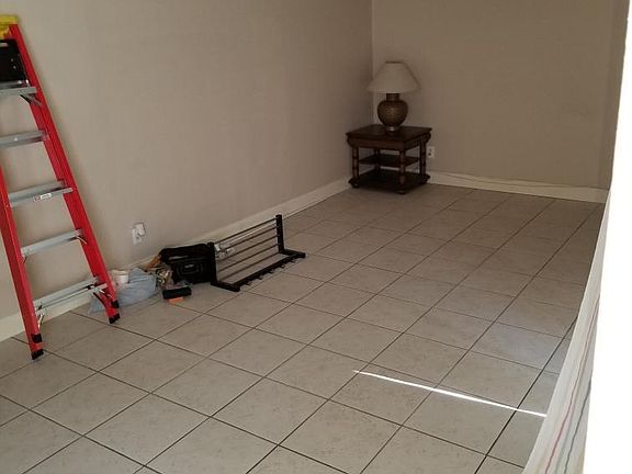 5th image of 7506 Presley Pl APT B