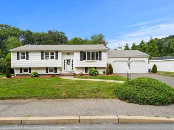 78 Robbie Rd, Braintree, MA 02184