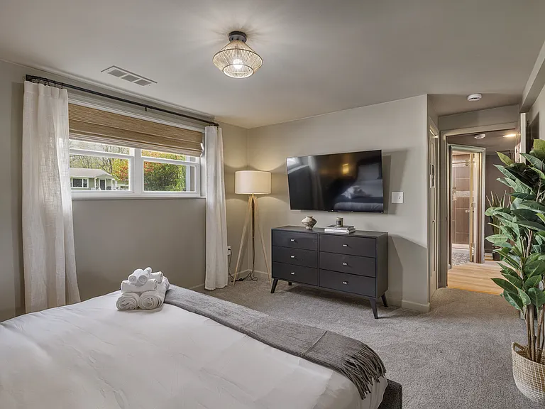 11166 Riverview Dr — Photo 38