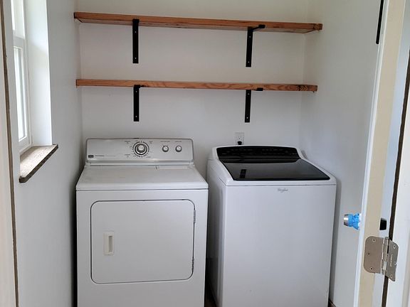 4th image of 8304 123rd St E