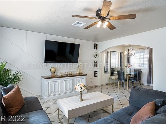 5th image of 525 N Urie West Dr