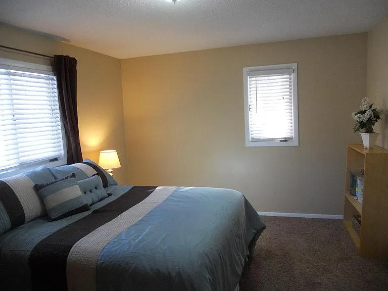 3235 Ranier Ln N — Photo 6