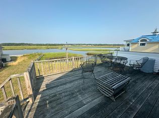 57 Webhannet Dr, Wells, ME 04090