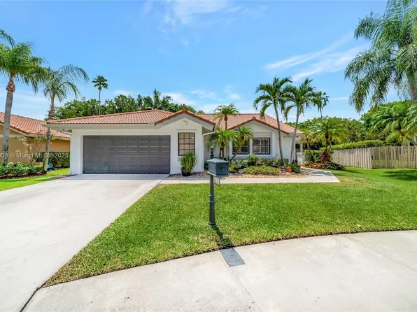 1583 Eastlake Way, Weston, FL 33326