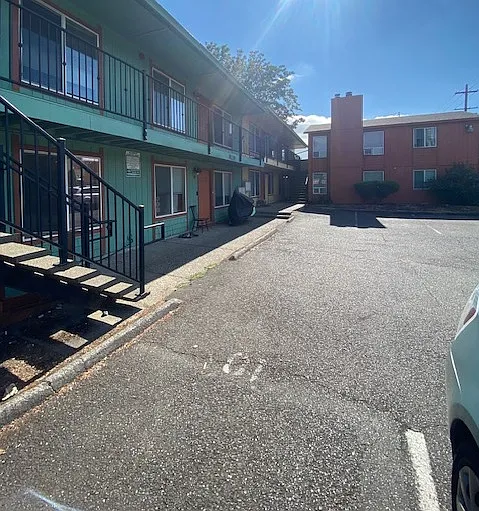 2 bed, 800 sqft, $1,495 — Photo 1