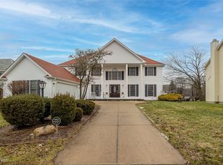 19708 Summer Place Dr, Strongsville, OH 44149