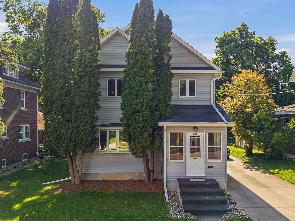 1st image of 206 S Vita Ave