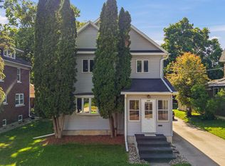 206 S Vita Ave, Beaver Dam, WI 53916