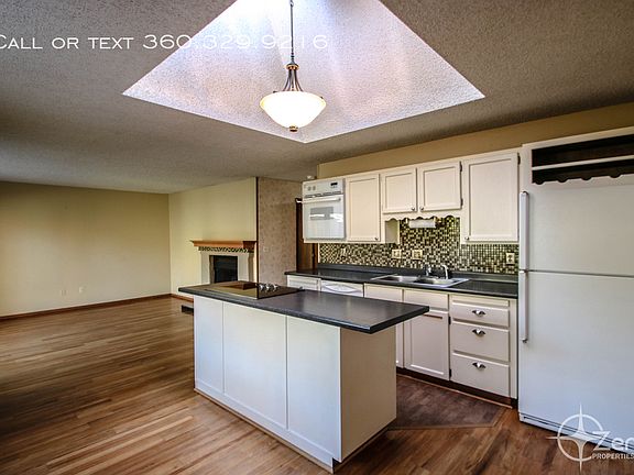 5th image of 802 NW 133rd St Unit 19-D
