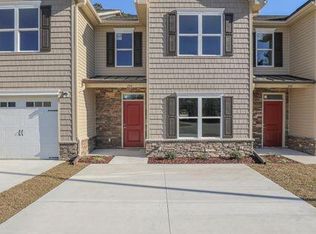 473 Sullivan Loop Rd, Midway Park, NC 28544