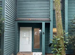 6 Summer Oaks Dr, Daphne, AL 36526