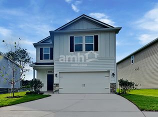 992 Tan Tara Trl, Jacksonville, FL 32221