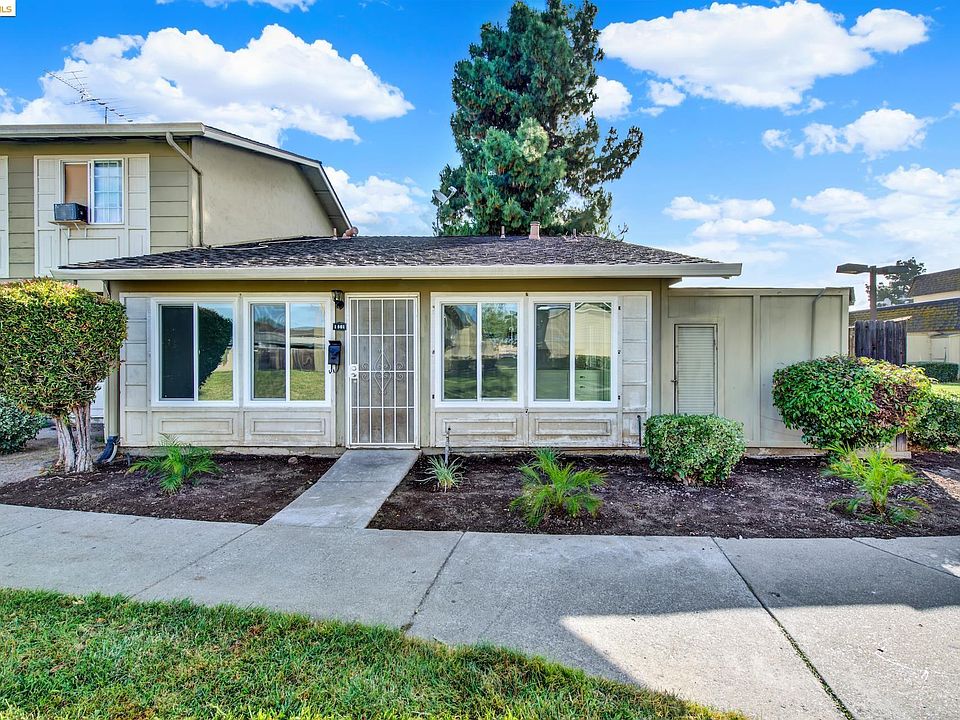 1st image of 1501 Desdemona Ct