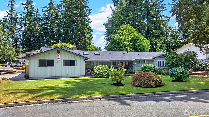 2nd image of 11725 47th Drive NE