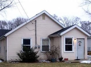2897 Edgewood St, Portage, IN 46368